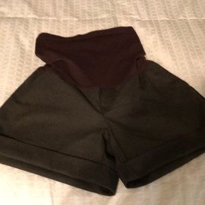 Motherhood Maternity SHORTS - size med